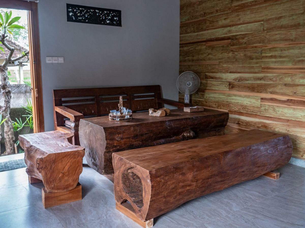 Fins Villa Medewi Airsatang Екстериор снимка